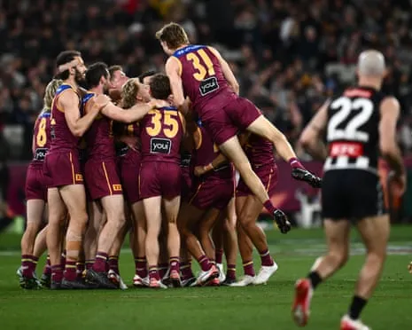 Brisbane Crush Collingwood to Secure Grand Final Clash Against Geelong